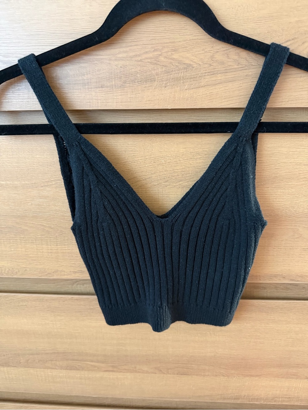 Aerie black 100% cotton sweater crop tank S